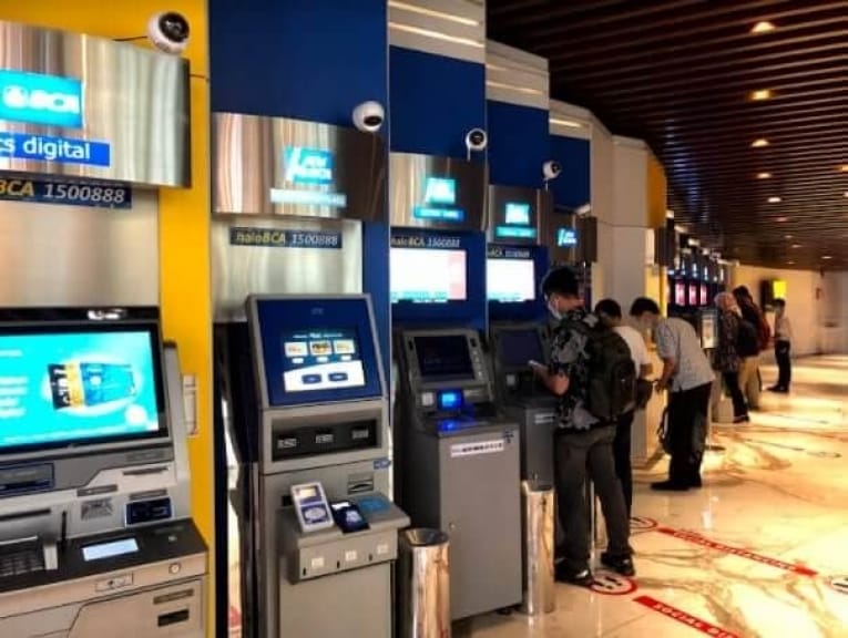 Tips Menaikan Limit Kartu Kredit BCA 